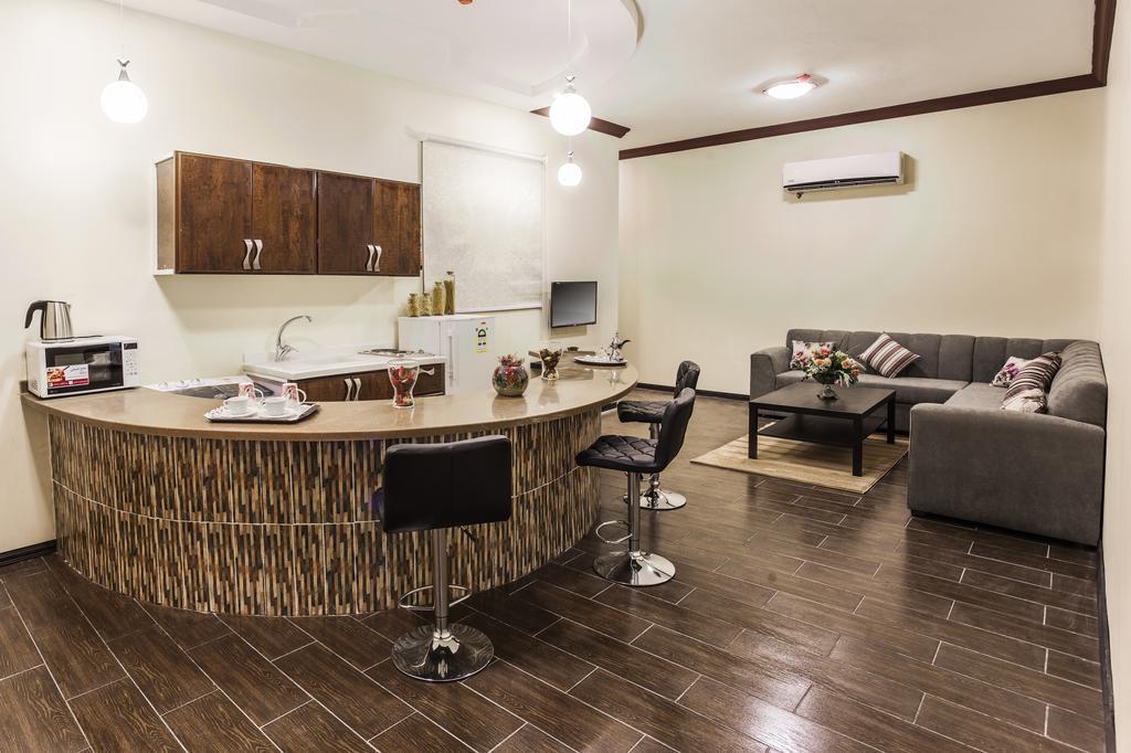 Manazel Al Sofara Aparthotel Yanbu Bagian luar foto